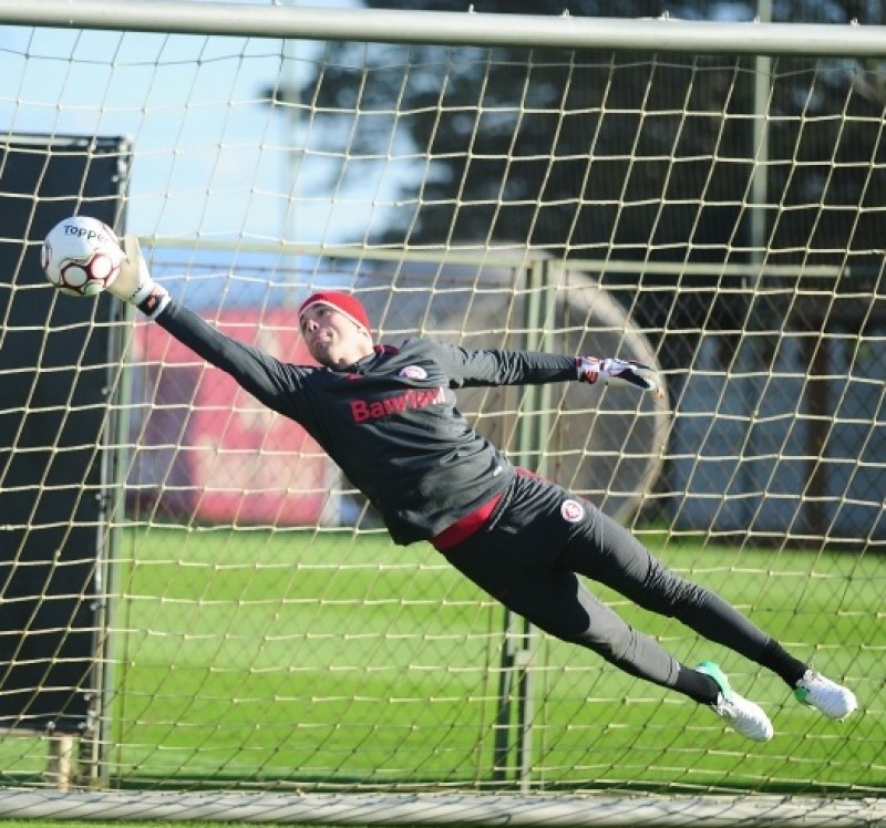Inter tenta fazer o dever de casa