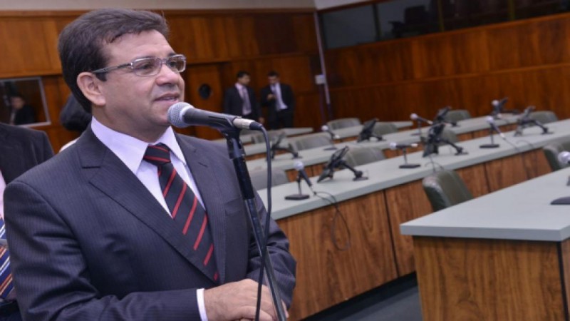 Projeto mira propaganda de bebidas