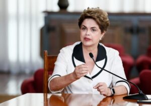 Dilma está em Belo Horizonte e não irá votar no segundo turno