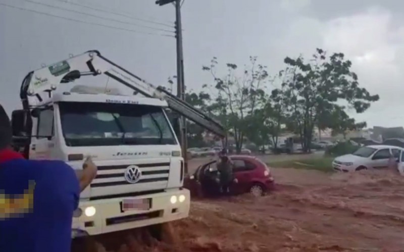 Temporais geram estragos no Estado