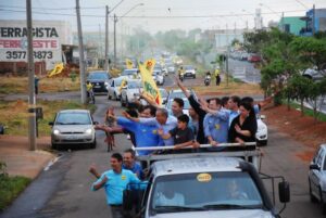 Região Sudoeste recebe carreata de Iris Rezende