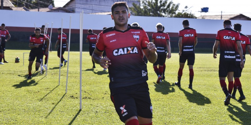 Atlético se encontra com crescente regularidade em campeonato