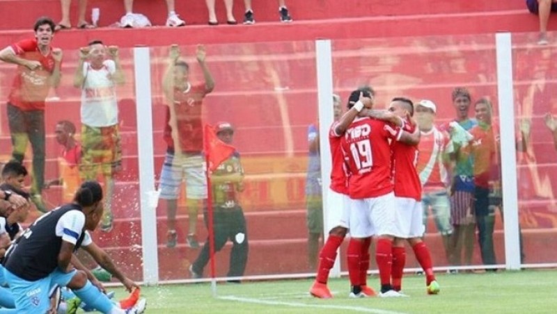 Vila e Grêmio Anápolis fazem confronto decisivo