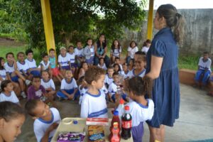 Mais de mil professores vão assumir salas de aula
