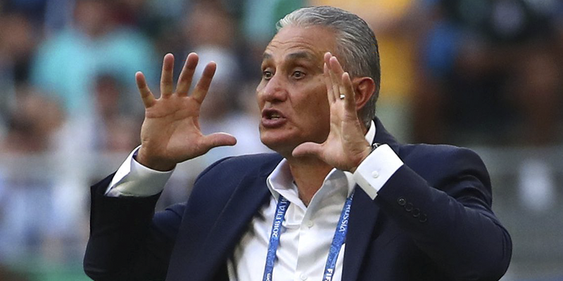 Tite evita polêmicas com treinador da seleção mexicana