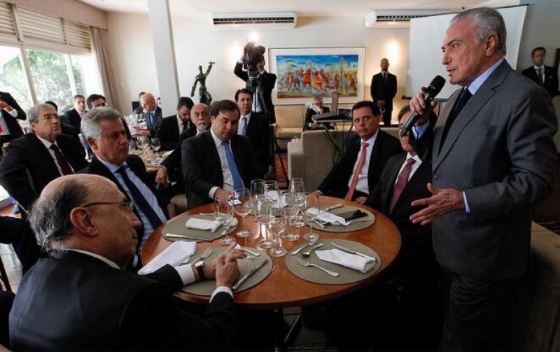 Marconi defende reformas em reunião com Temer