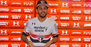 Wellington Nem  quer títulos