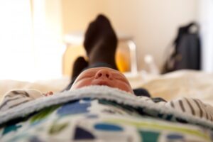 PEC prevê que pai e mãe compartilhem licença