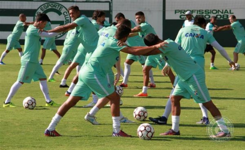 Com apoio da torcida