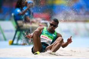 Ricardo Costa conquista primeiro ouro