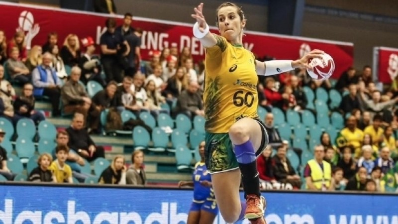 Brasil enfrenta Rússia pela liderança do grupo