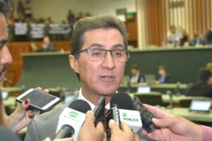 Francisco Oliveira prevê votação da PEC do Teto de Gastos para 4ª feira