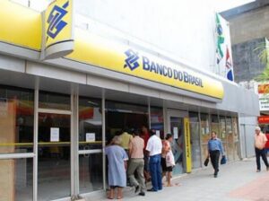 Hoje é o último dia de funcionamento das agências bancárias em 2016