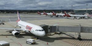 Falta combustível em nove aeroportos do país