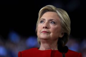 Campanha de Hillary vai participar de recontagem de votos