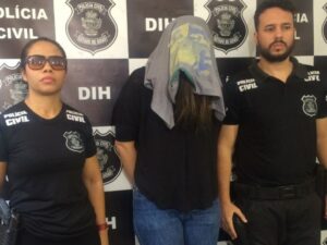 Suspeita de matar filha se contradiz