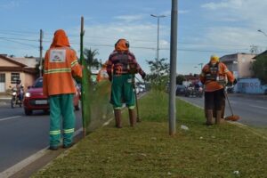 Entulhos dariam para encher um Serra Dourada