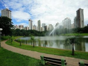 Cooperativas distribuem 3 mil protetores nos parques de Goiânia