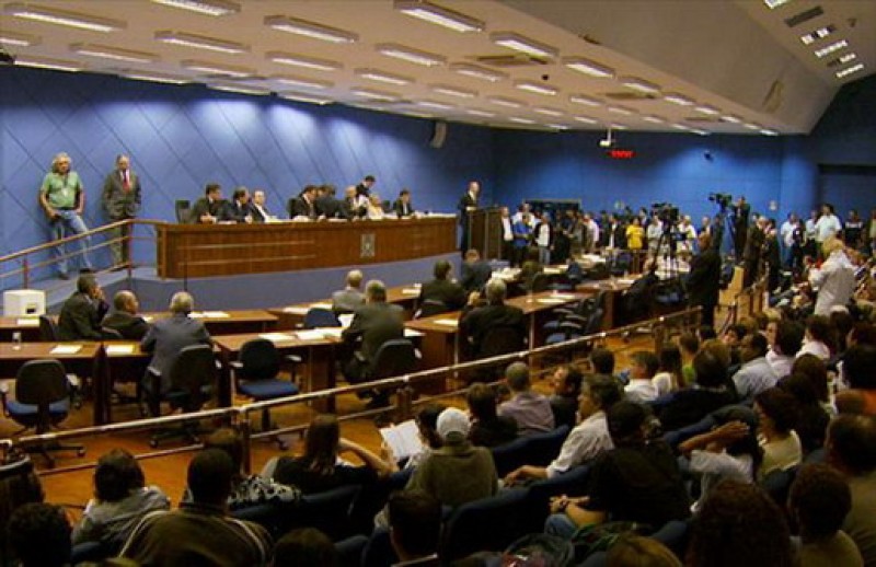 Proposta destina 5% da receita para ciência