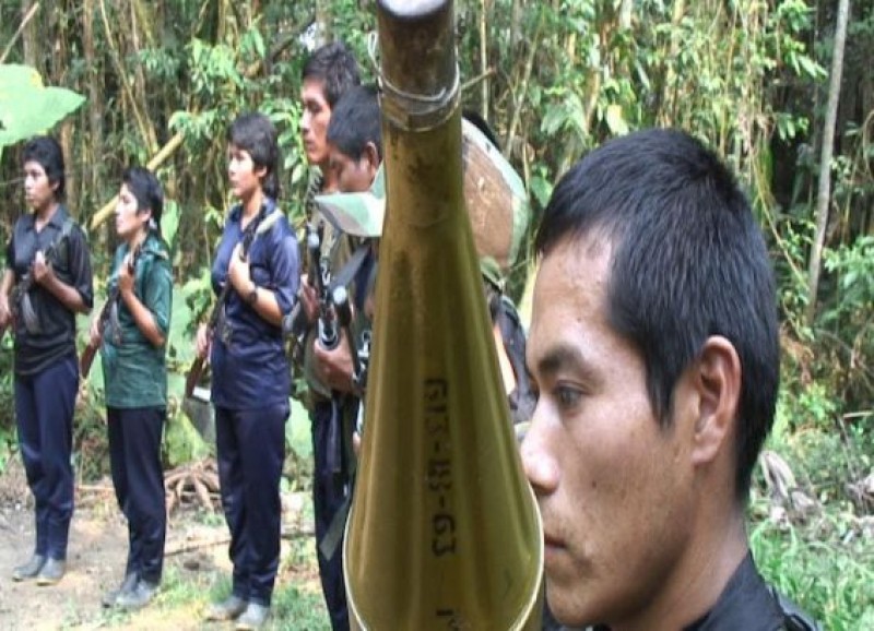 Militares e Sendero Luminoso se enfrentam