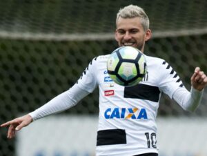 Lucas Lima fecha com Palmeiras