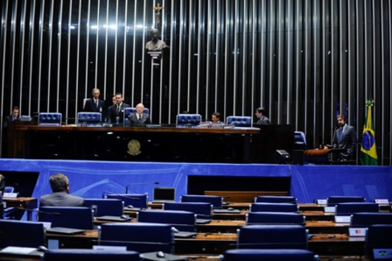 CCJ do Senado aprova texto-base da PEC do Teto de Gastos