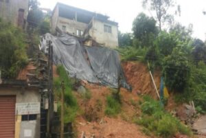 Deslizamentos causados pela chuva deixam ao menos 10 mortos em São Paulo