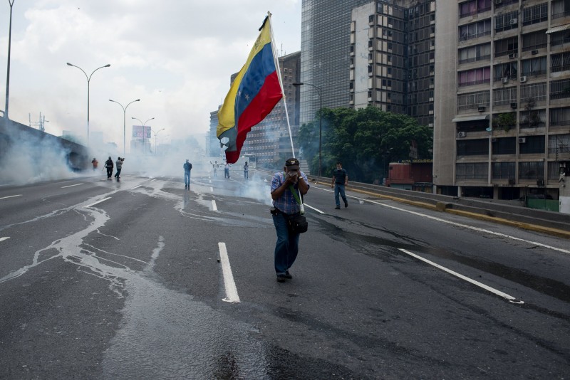 Governos da América Latina criticam onda de violência na Venezuela