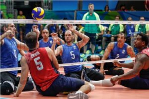 Brasil estreia com vitória no vôlei sentado