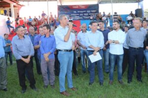 José Eliton defende raízes e tradições de Goiás