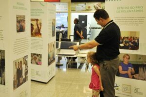 Mostra fotográfica comemora 70 anos da OVG