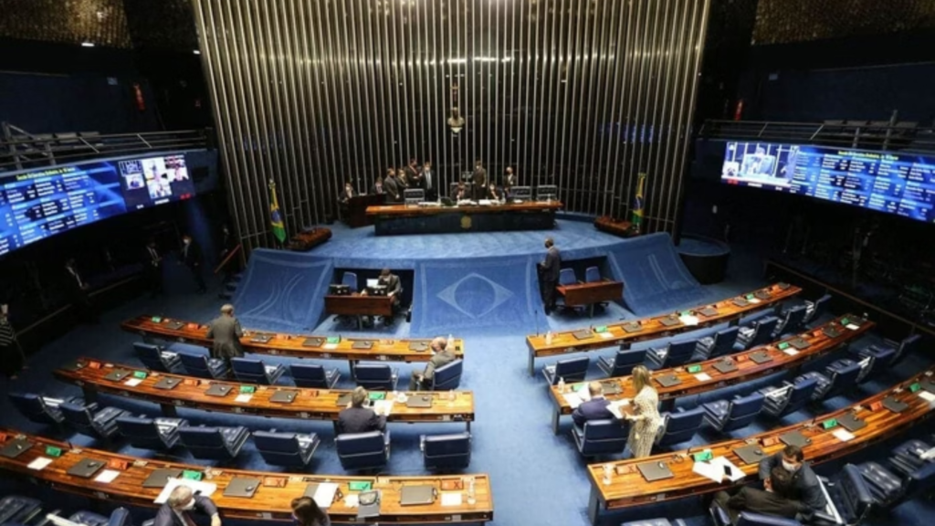 Senado aprova PL que permite concursos com provas on-line