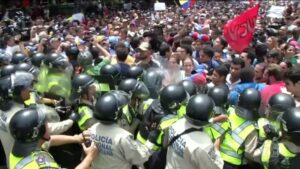 Marcha opositora termina  com detenções em Caracas