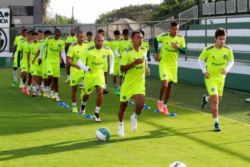 Goiás busca sequência fora de casa na Série B