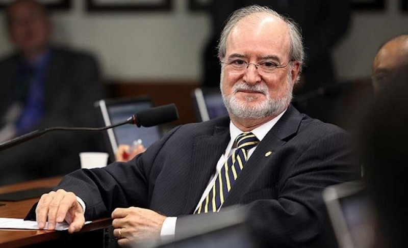 Justiça determina bloqueio dos bens do ex-governador Eduardo Azeredo