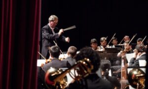 Filarmônica interpreta obras de Shostakovich e Mahler no concerto de hoje