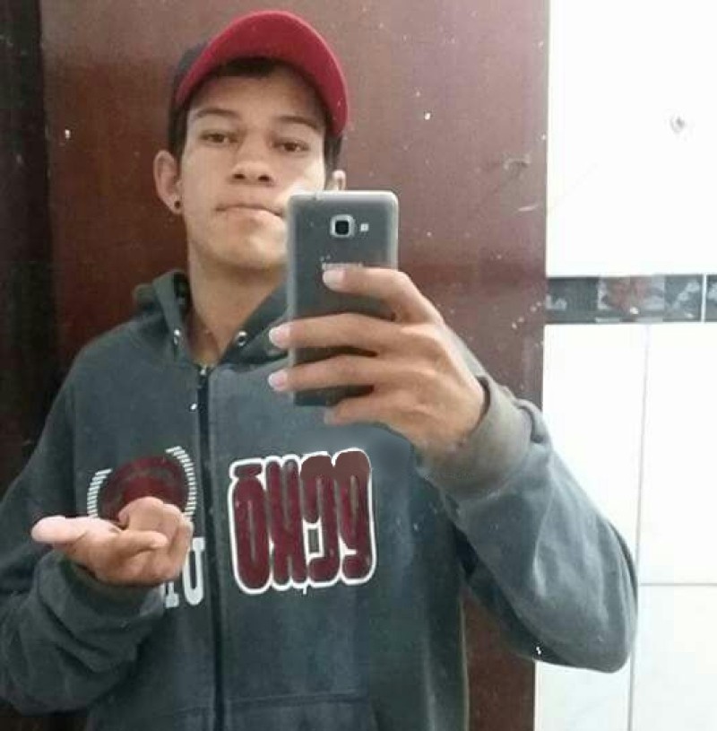 Preso é degolado durante banho de sol em presídio de Jaraguá