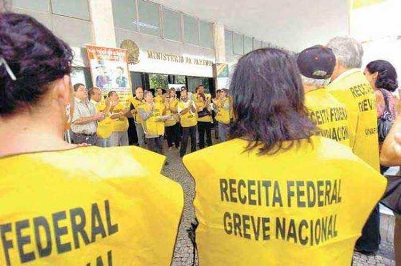 Greve de auditores fiscais retarda mais de R$1