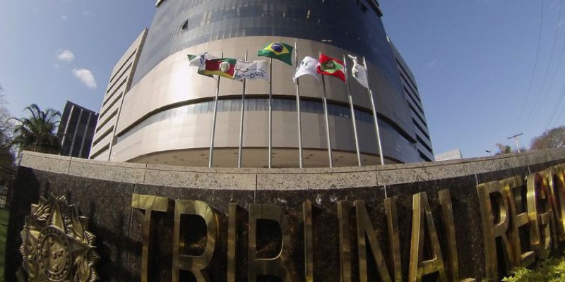 TRF4 nega recurso  da defesa de Lula