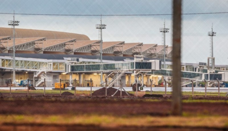 Choque na pista faz aeronave cancelar decolagem no Aeroporto Santa Genoveva