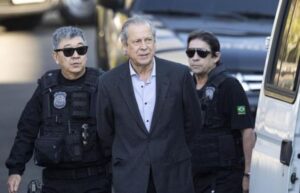 TRF aumenta pena de Dirceu e absolve Vaccari em apelação da Lava Jato