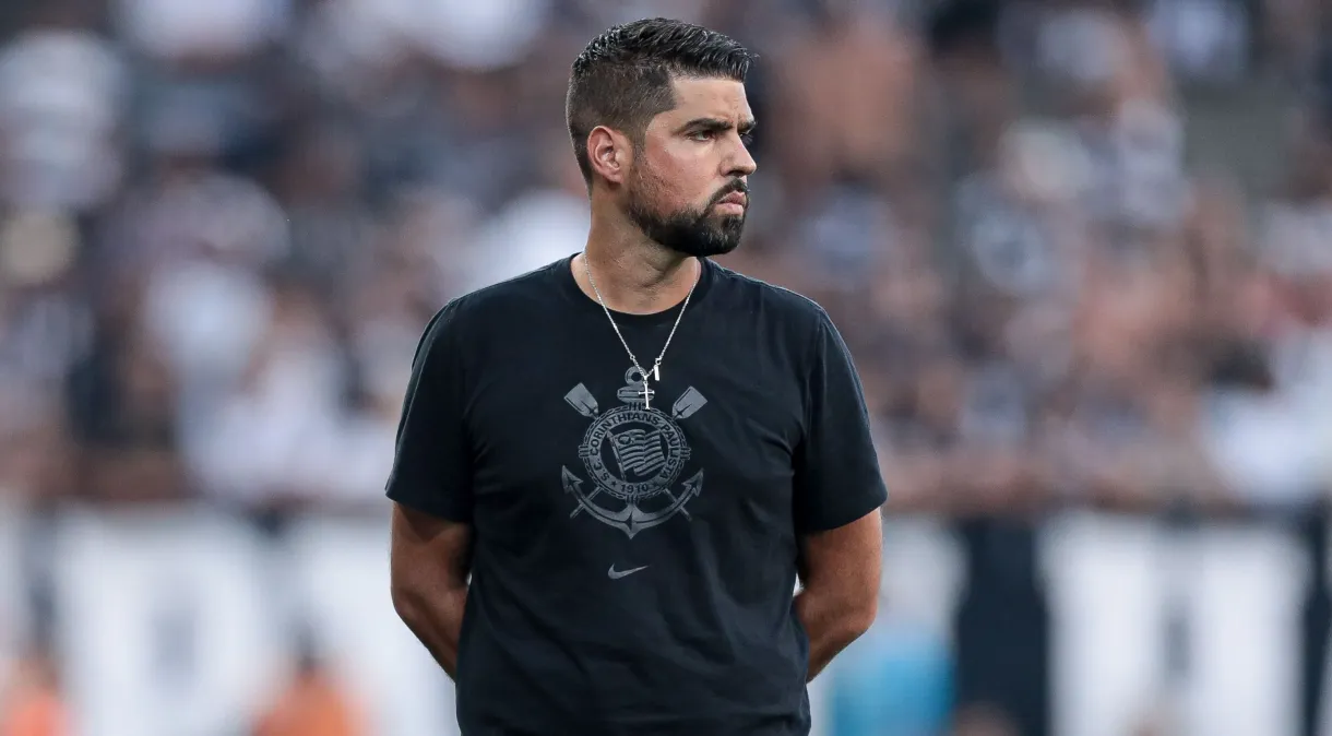 antonio oliveira corinthians e1714508512945