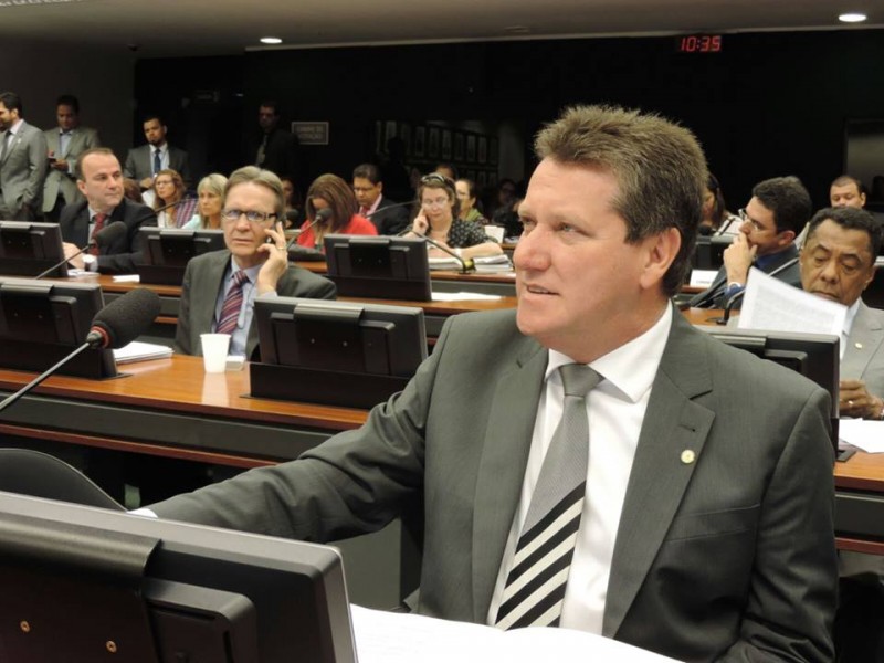 Emenda revisa benefícios a aposentados que trabalham