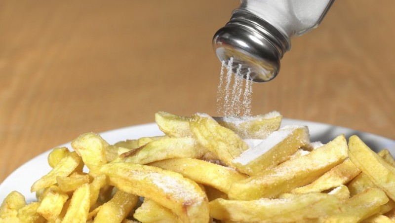 Diminuição no uso do sal evitaria milhões de mortes