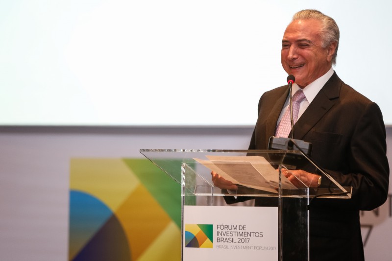 Temer comemora resultado do PIB:  “Recessão acabou”