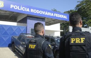 Idosa com sinais de desorientação é resgatada pela PRF na BR-153