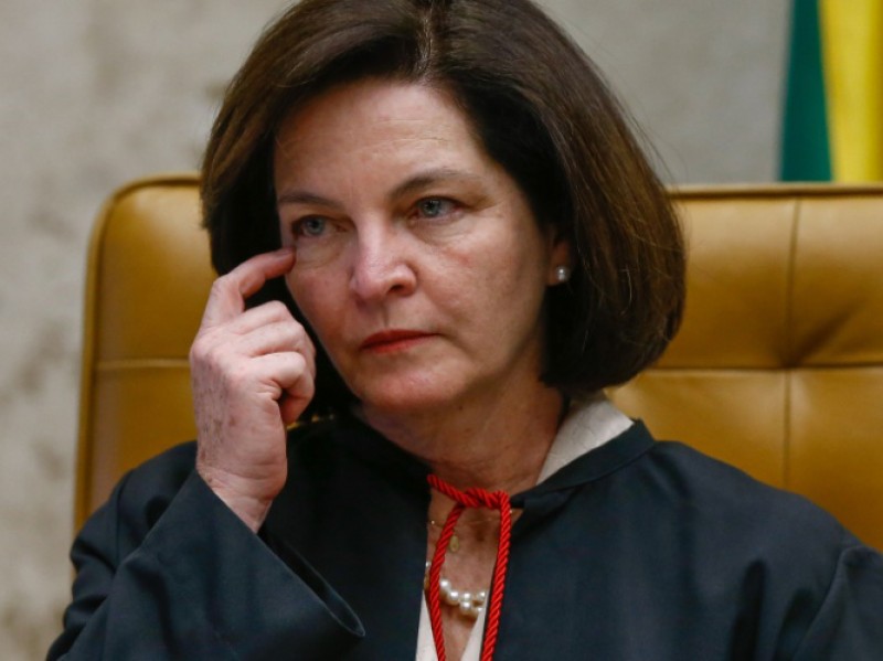 Raquel Dodge pede justiça a defensores de direitos humanos