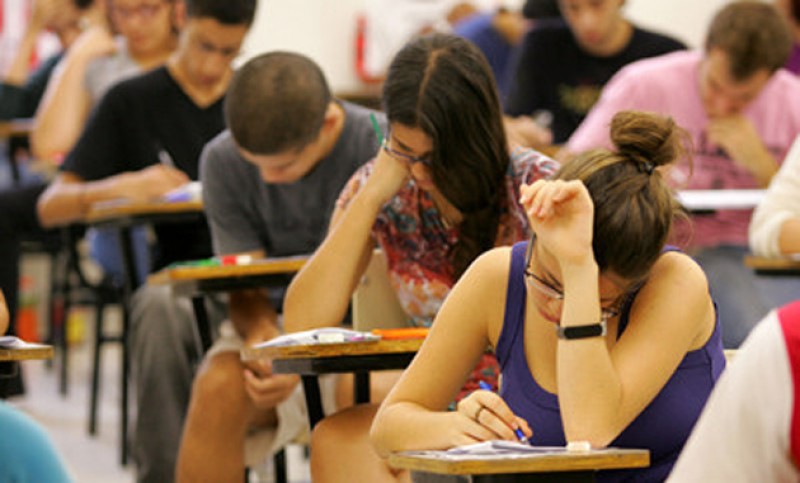 Estudantes deverão ter acesso ao espelho da redação do Enem até 10 de abril