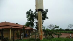 Energia e água eram roubadas de escola