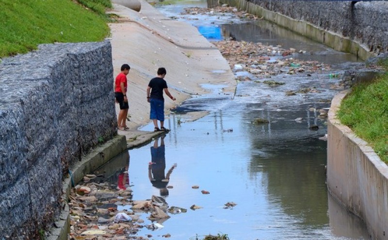 Escassez de saneamento no Brasil preocupa Ministério do Meio Ambiente